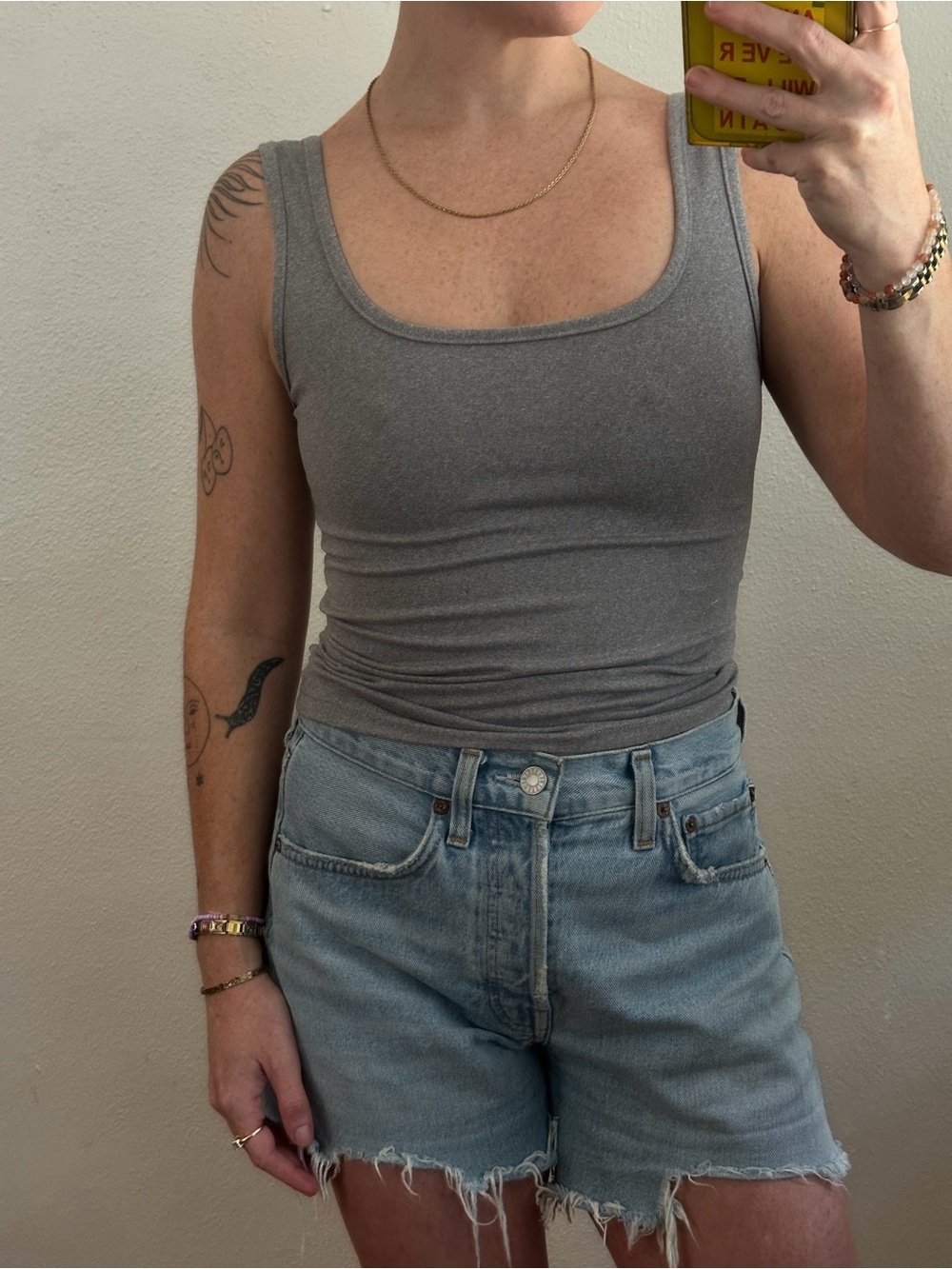 Women's Gray Scoop Neck Work Out Tank Top